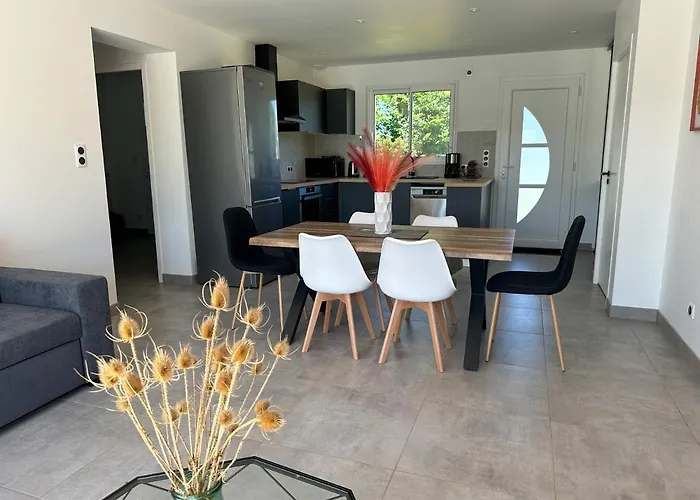 Sarlat ,piscine/jacuzzi Villa Saint-Vincent-le-Paluel